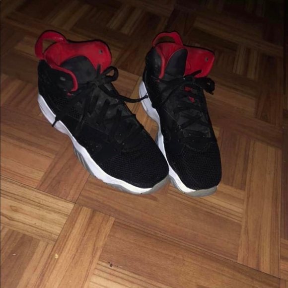 Shoes - Picture 3 of 6